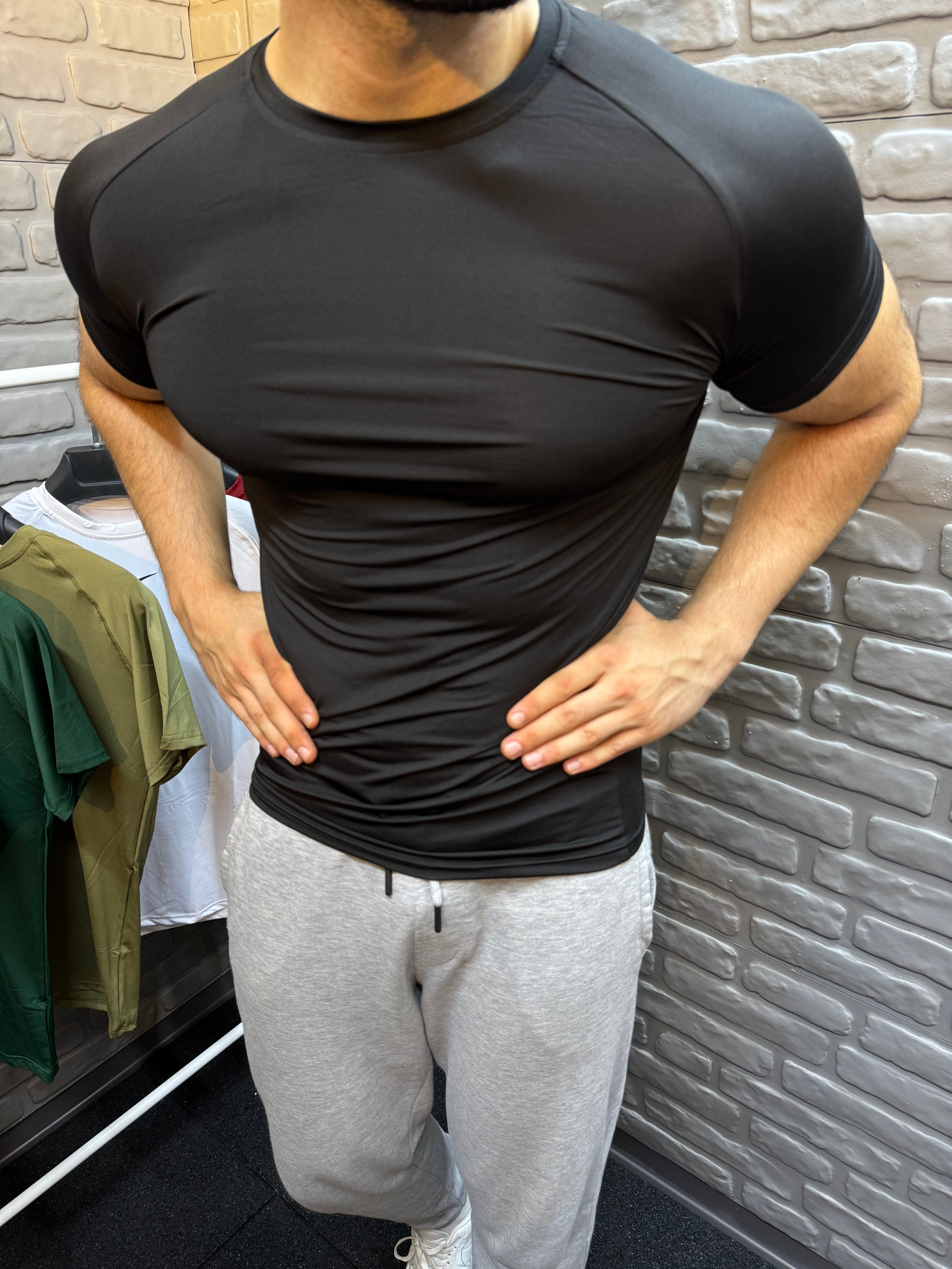 Basic Compression T-Shirt – Baseman's Wear