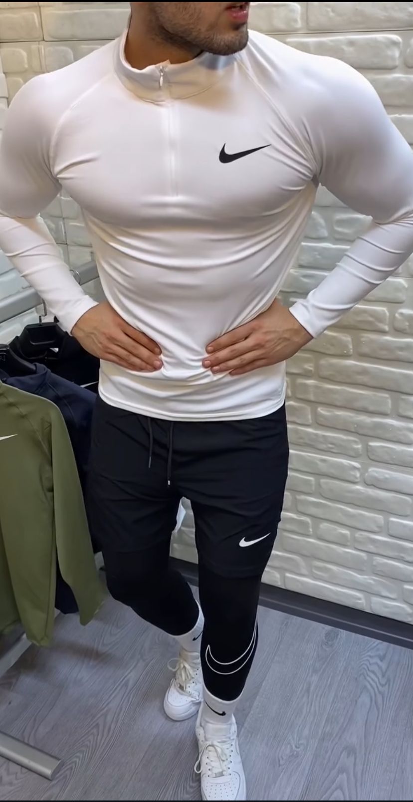 Yarım Fermuarlı Nike Compression Body